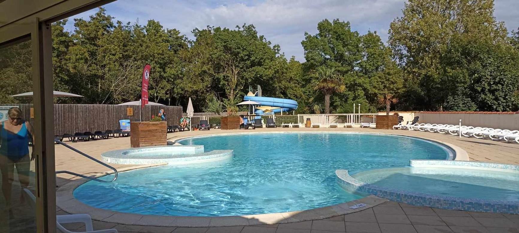 Mobilhome L'Oasis Camping Le Clos Cottet Angles  Exteriör bild